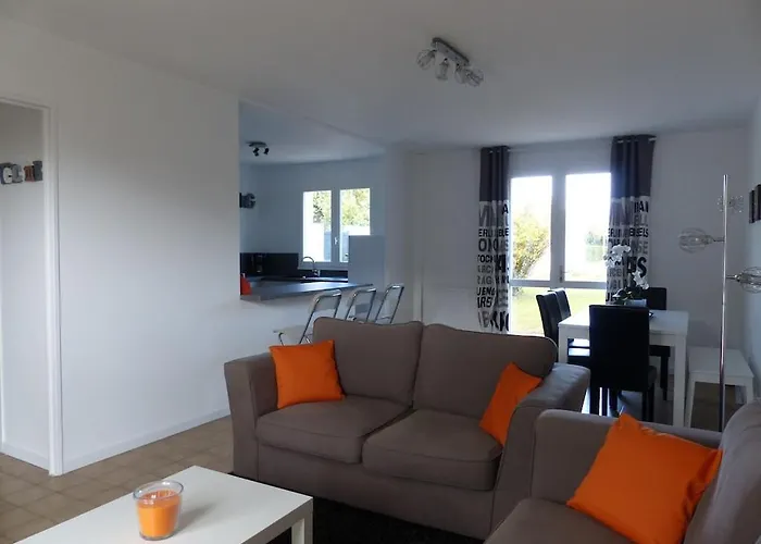 Casa de Férias Maison Entre Vieux Port Et Minimes La Rochelle (Charente-Maritime)