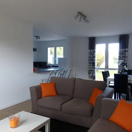 Holiday home Maison Entre Vieux Port Et Minimes La Rochelle (Charente-Maritime)