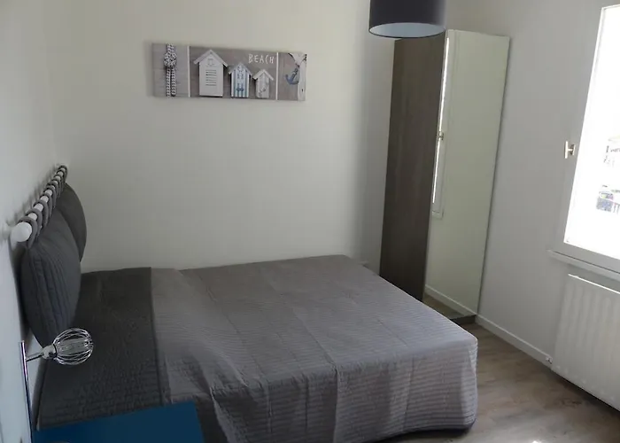 Maison Entre Vieux Port Et Minimes * La Rochelle (Charente-Maritime)